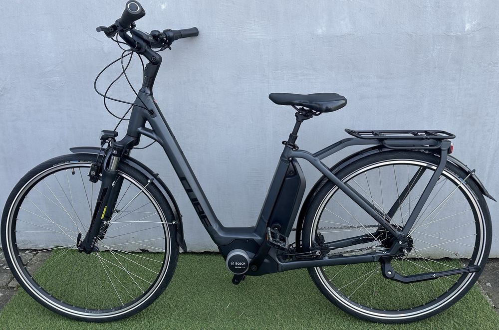 Rower elektryczny CUBE Town silnik BOSCH damka koła 28” Nowy Okazja