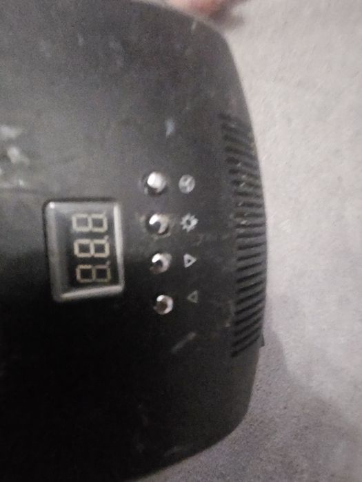 Lampa UV do paznokci