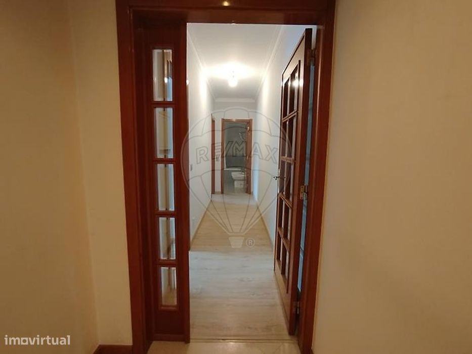 Apartamento T2 para arrendamento