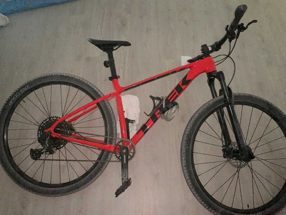 Trek X-Caliber 8 (2022)