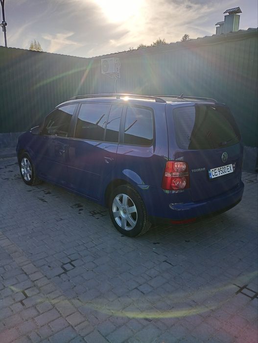 Продам Volkswagen Touran