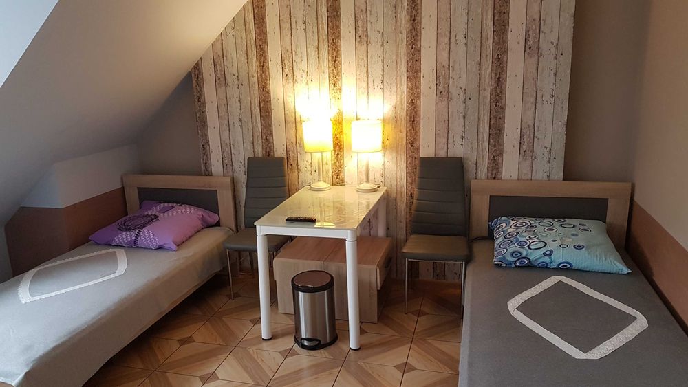 Pokój do wynajęcia tylko dla uczniów ( W CENTUM Miasta )