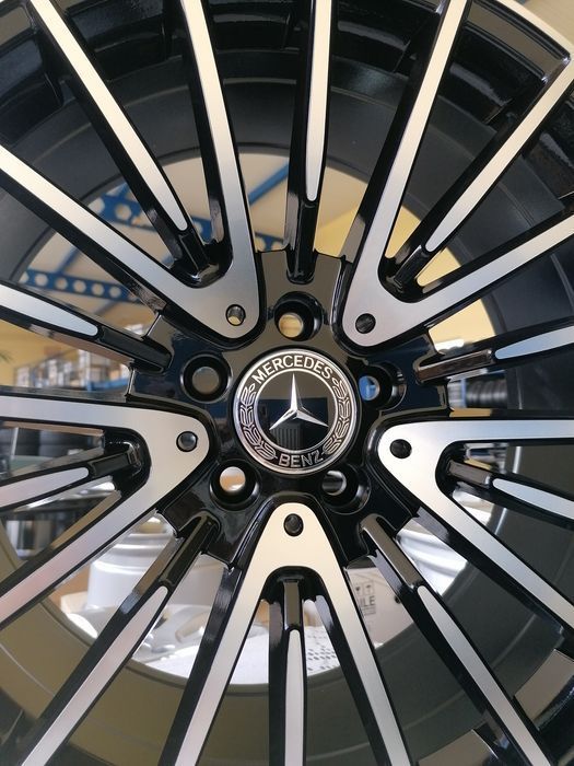 Felgi aluminiowe Mercedes E212 E213 S220 S211 S222 S223 19 cali Amg