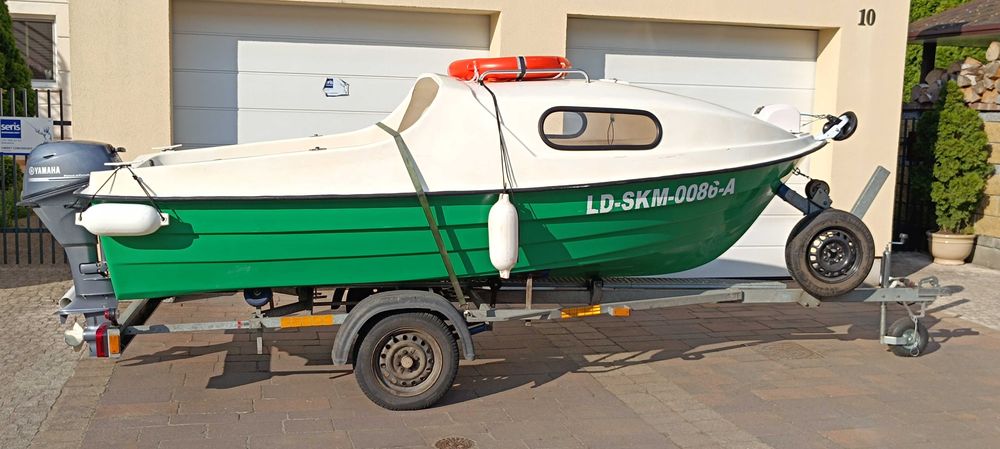 Łódź łódka motorowa kabinowa wędkarska Romana silnik Yamaha 20 HP przyczepa