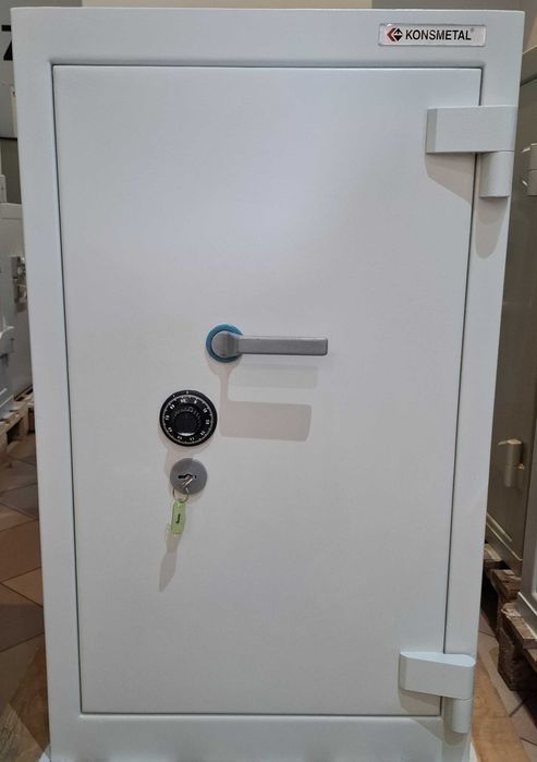 Sejf kasa pancerna Konsmetal KP 100, VI klasa, 650 kg.