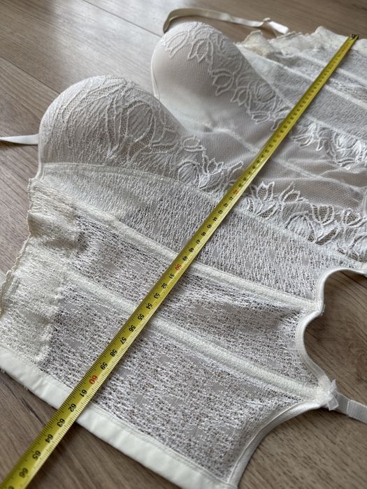 Piekny kremowy gorset 75D Di Lorenzo nieuzyty z metka
