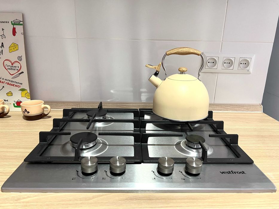 Новий Хостел біля ЖД | Комфортний та теплий простір для гостей!