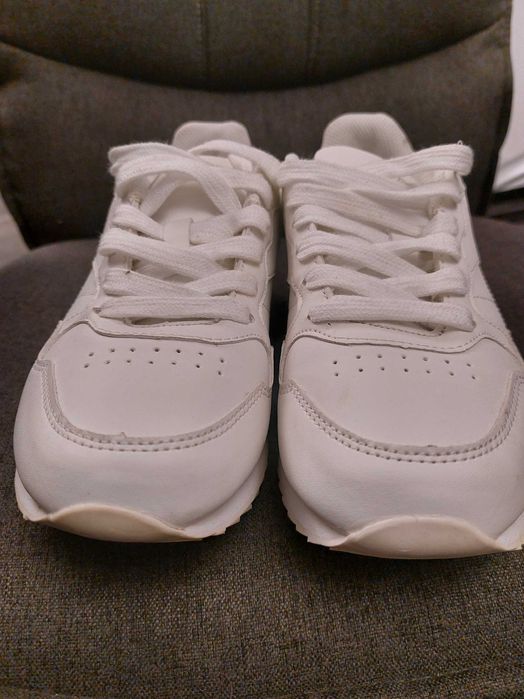 Buty sportowe Martes roz.38