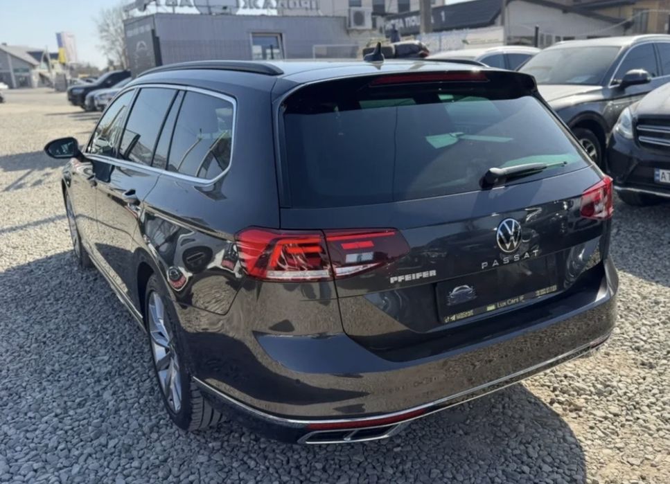 Volkswagen Passat B8 2022, Rline