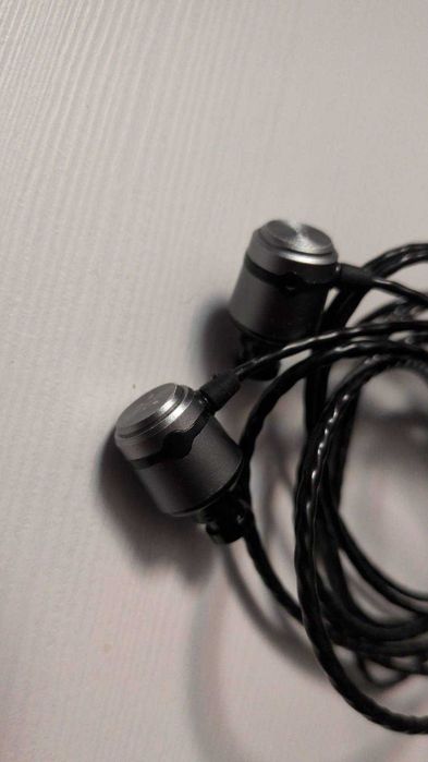 słuchawki dokanałowe Soundmagic E50