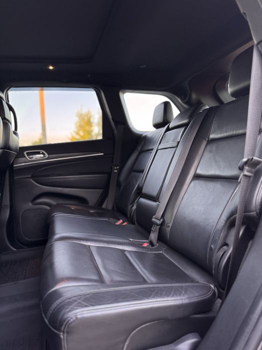 Продам JEEP Grand Cherokee 3.6 2021
