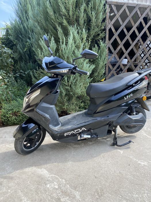 Електроскутер літій-іон запас 100-120 км