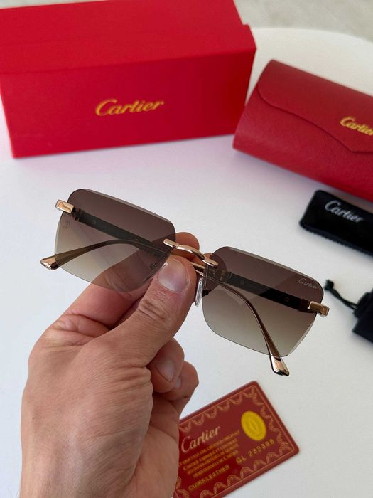 Окуляри від Cartier