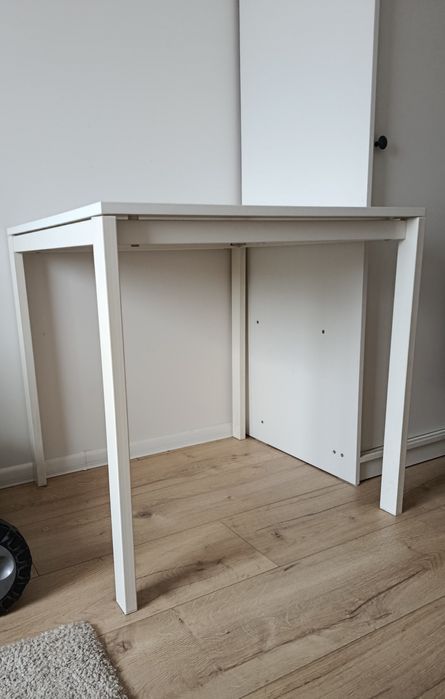 Stół metalowy biały