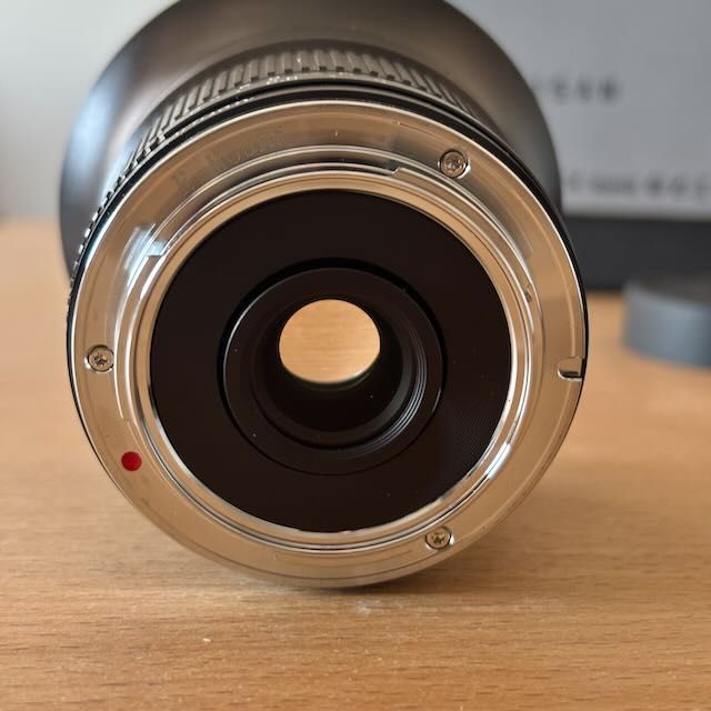 Lente TTArtisan 10mm F2 APSC encaixe Sony E