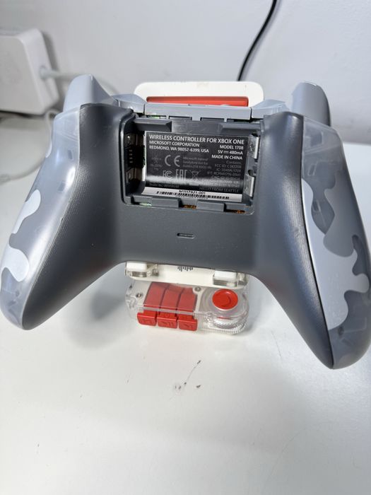 Oryginalny Pad Xbox One S / Series Arctic Camo