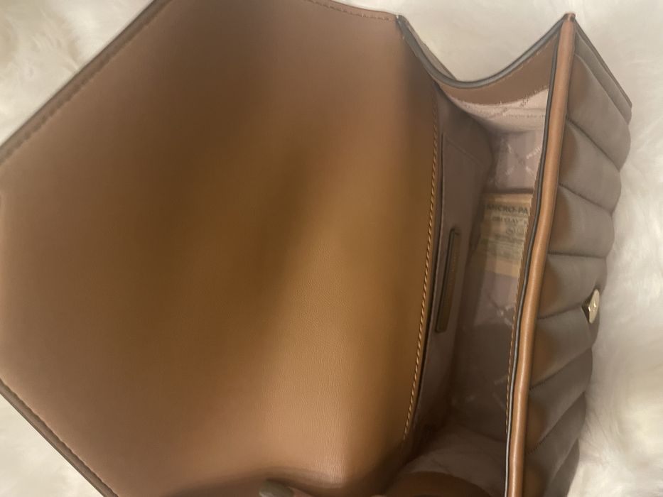 Michael kors castanha