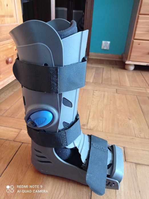 Orteza but Thuasne regulowana M