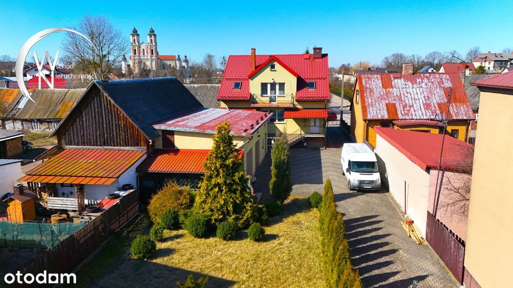 Przestronny dom z garażem i ogrodem