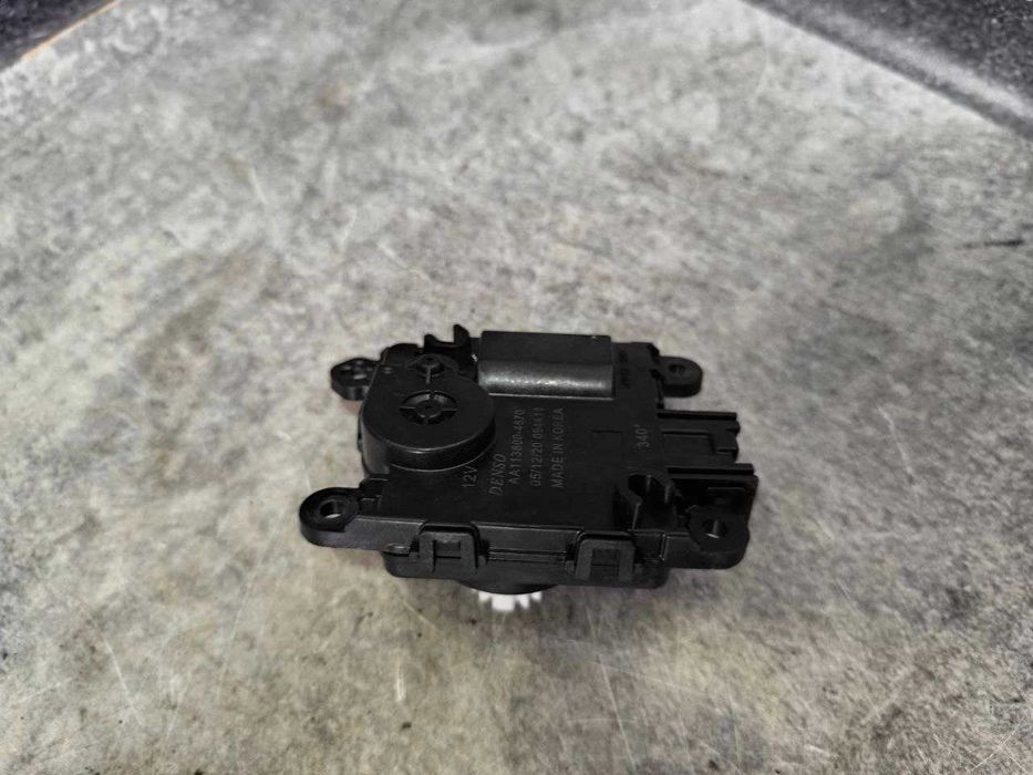 Моторчик сервопривід заслінки пічки Ford Mustang Mach-E AA113800-4870