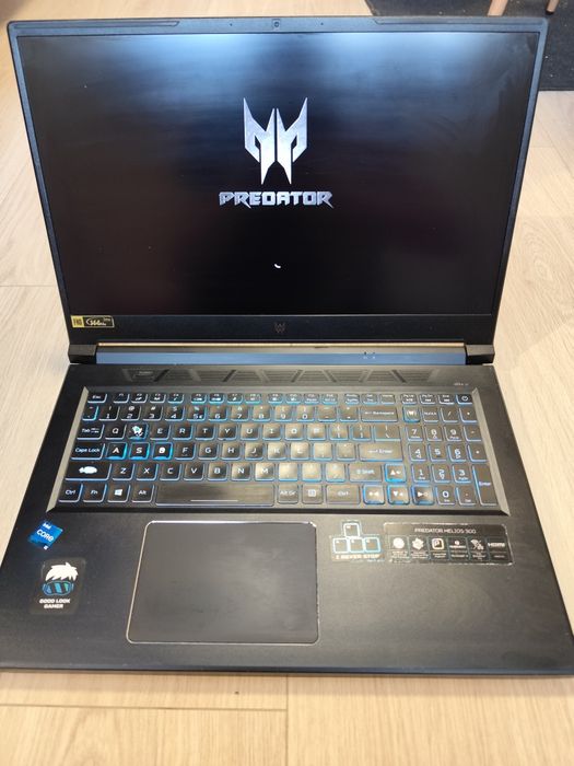 Laptopa Acer PREDATOR Helios 300