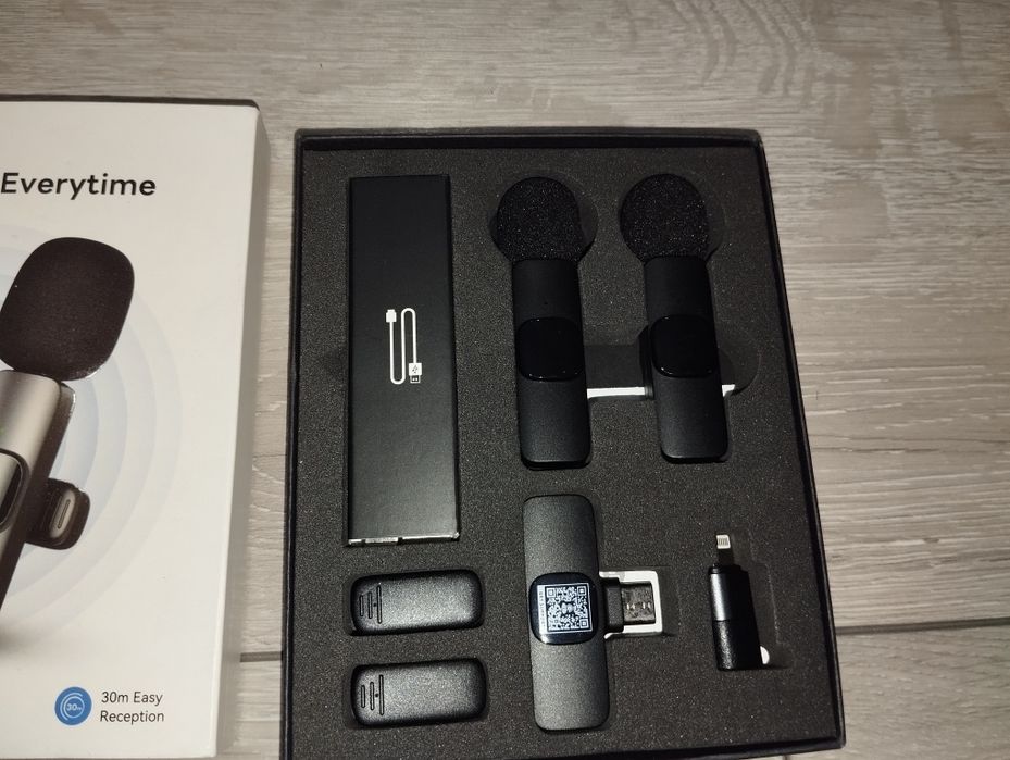 Bezprzewodowy mikrofon krawatowy