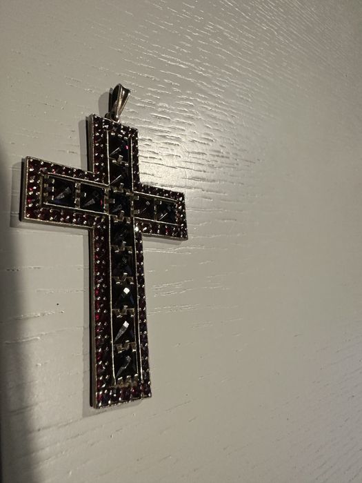 Антикварний кулон . Хрестик