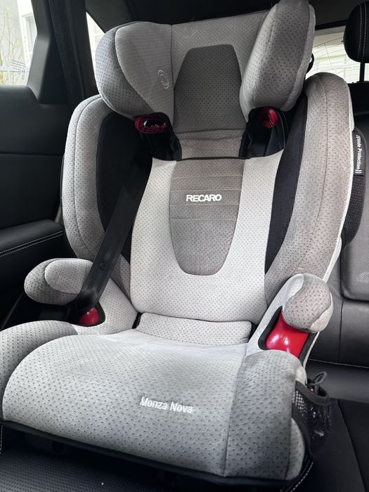 Автокрісло 4-12 років RECARO Monza Nova 2 SeatFix