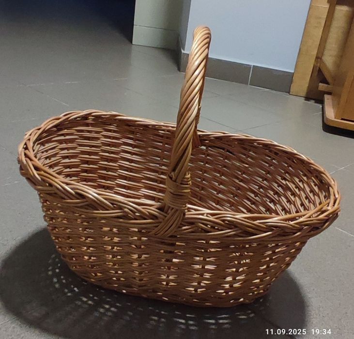 Koszyk wiklinowy