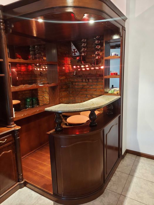 Móvel Bar de Canto em Madeira Maciça