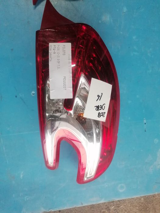 Farolins peugeot 208 de 2012 a 2015