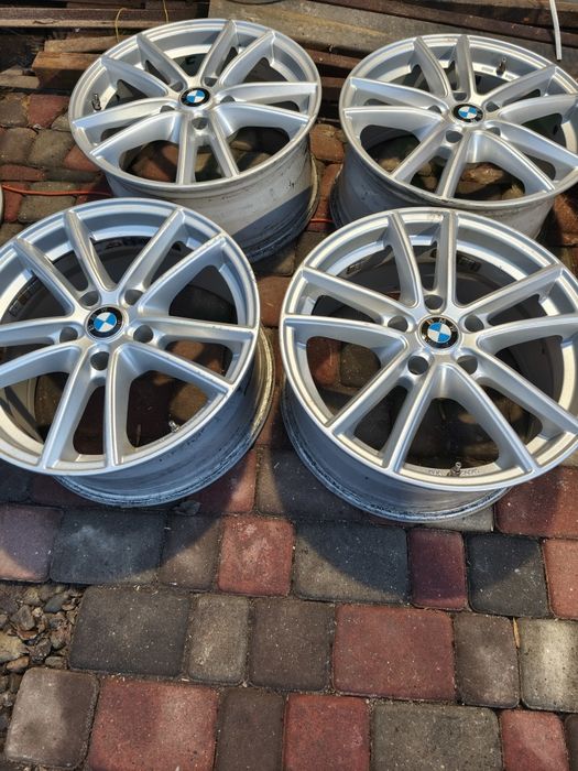 Felgi aluminiowe 17 BMW E90 E91 E92 F10 F11  5x120