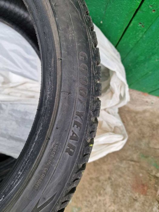 GoodYear Ultra Grip Ice 2