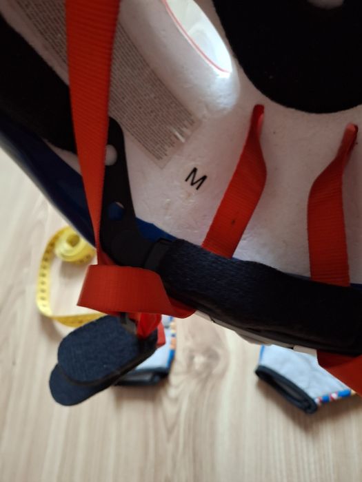 Kask spiderman 49-52 i rękawiczki rowerowe meteor