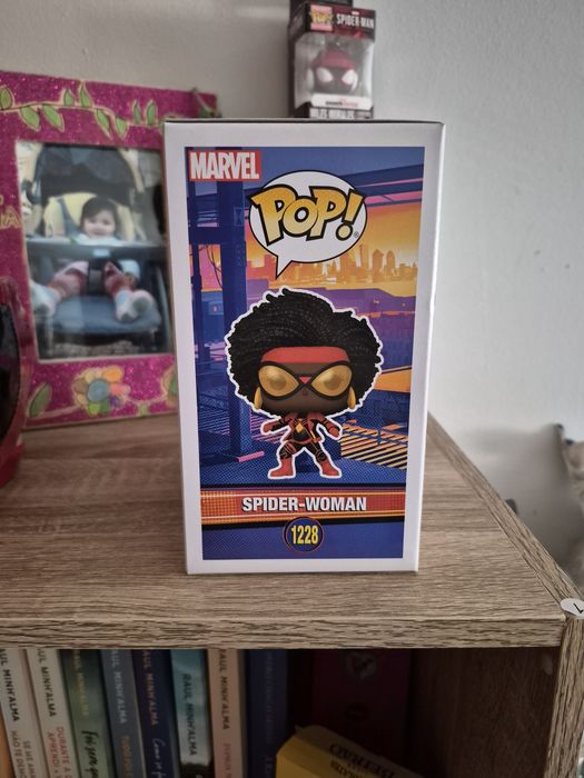 Funko Pop Marvel Spider-Man Across The Spider-Verse  - Spider-Woman