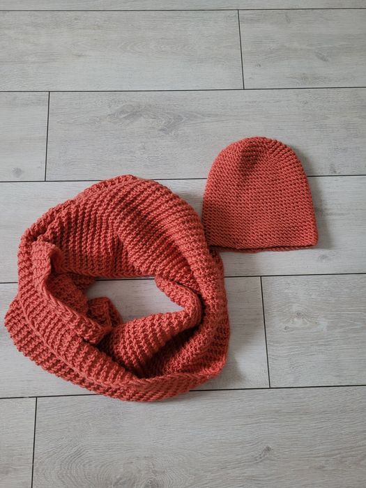 Шапка и снуд. Комплект. Ручная работа
