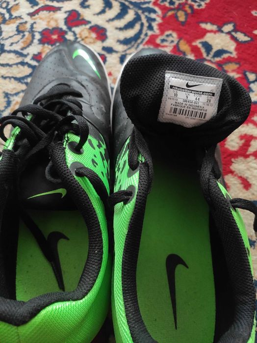 Buty NIKE halowe