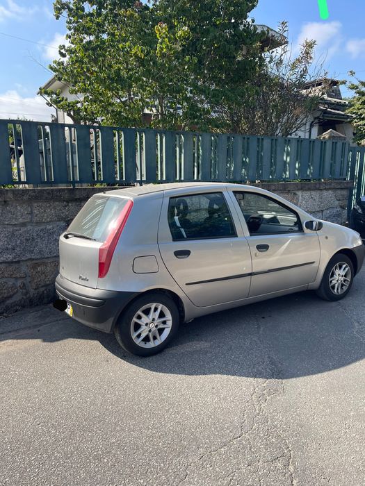 Fiat punto ano 2000 a gasolina