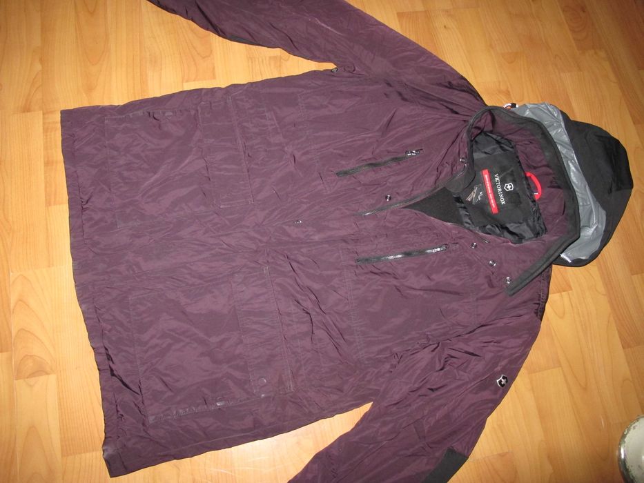 Victorinox Swiss Army   Primaloft - Швейцарія XL