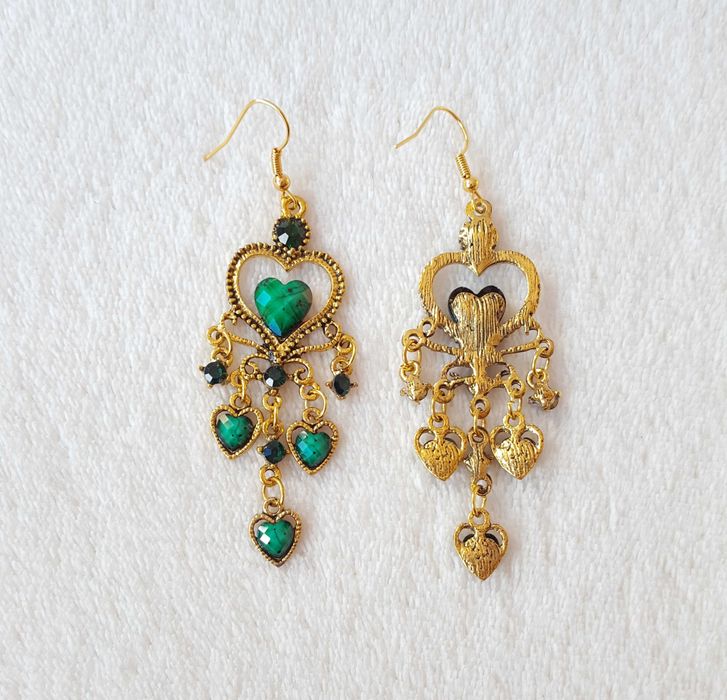 Eleganckie długie kolczyki złoty zielony kolor serce retro boho orient
