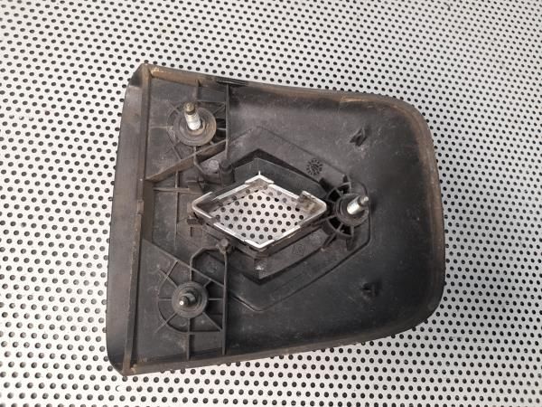 Puxador porta da mala RENAULT Clio II Société (SB0/1/2_)