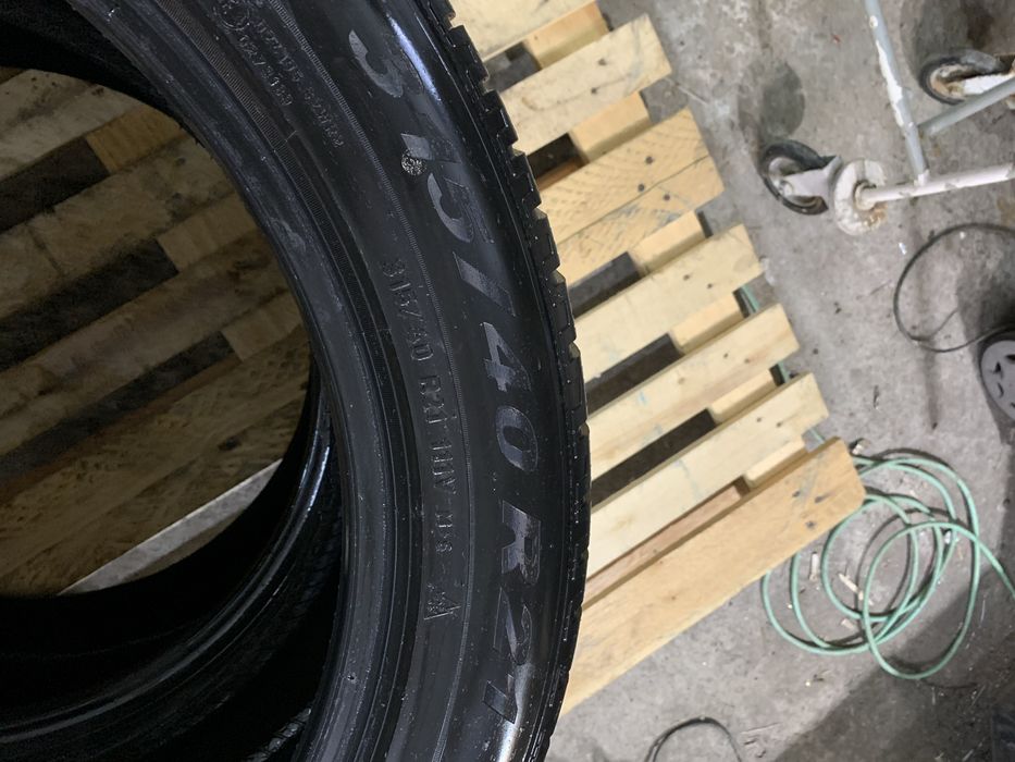 Шини Pirelli SCORPION winter 315 40 21 б/у зимові покришки