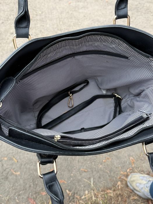 torebka Burberry London – elegancka, szaro-czarna, z paskiem