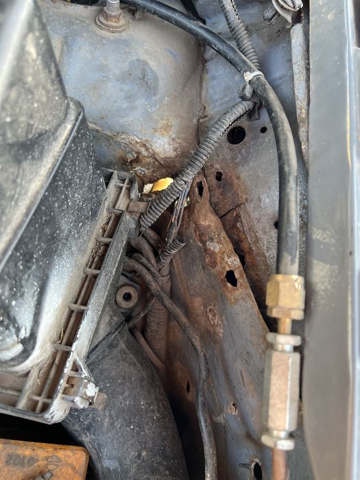 Продам Nissan x-trail t-30 ( без торгу)