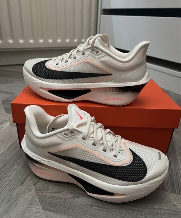 беговые кроссовки nike