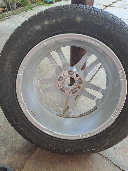 Титанові диски з зимньою резиною