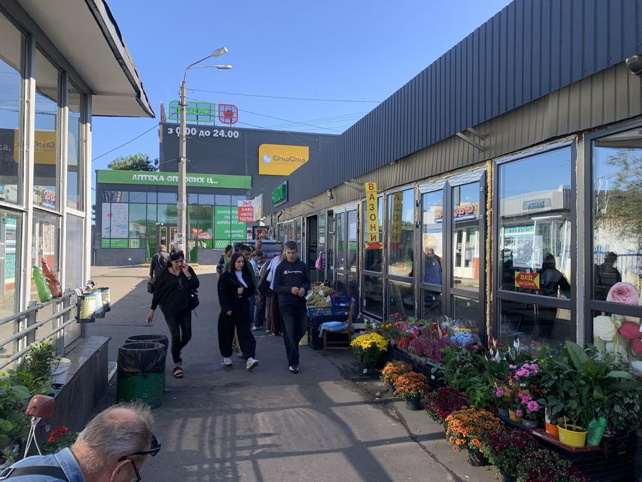 Оренда торгового приміщення М.Дарниця