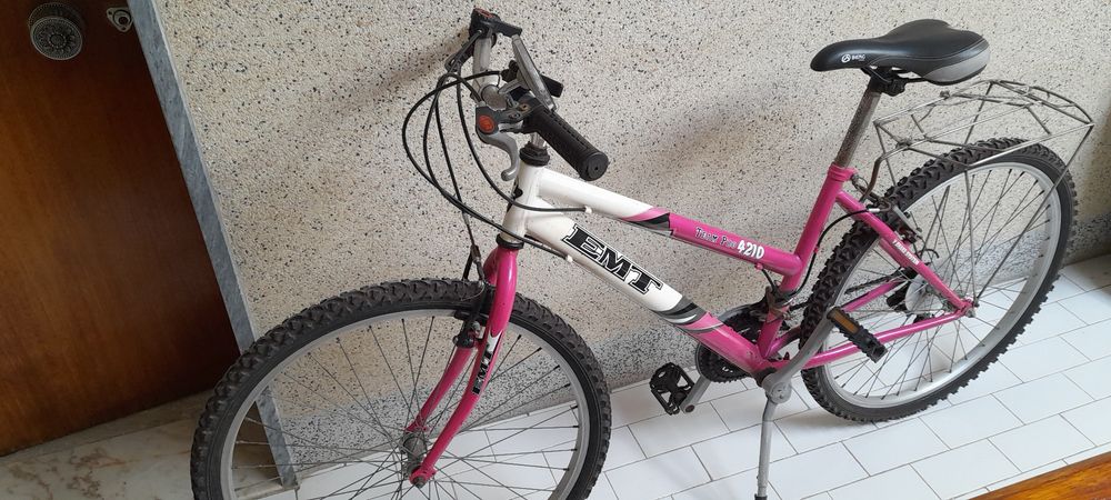 Bicicleta de senhora