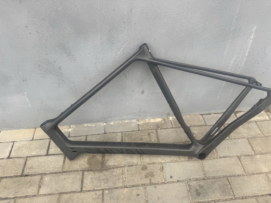 Rama carbon Canyon Endurance CF XXL karbon