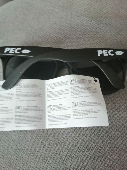 Okulary przeciwsłoneczne czarne